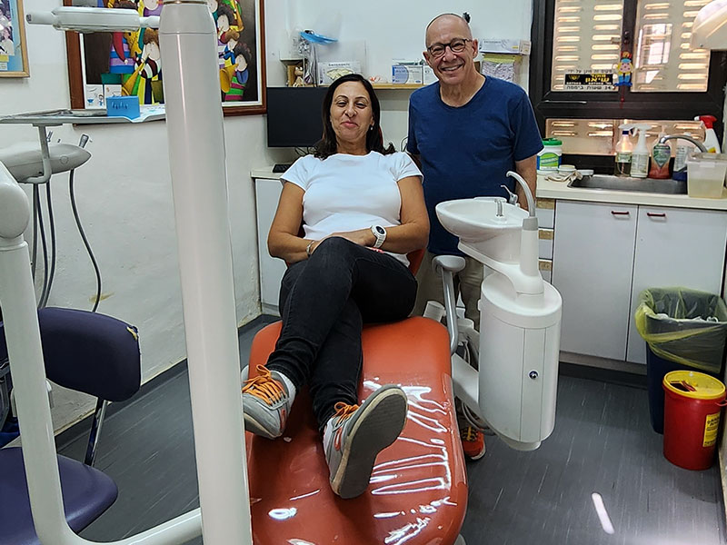 Installation of New Dental Chair at the Dental Volunteers for Israel